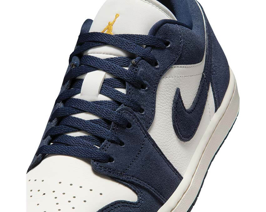 Air Jordan 1 Low SE "Obsidian" - Image 2