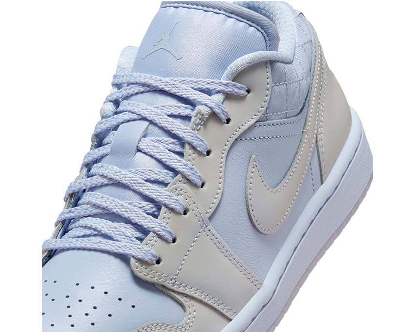 Air Jordan 1 Low SE W "Pearlized" - Image 2