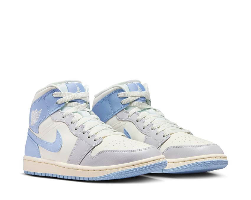 Air Jordan 1 Mid W "Psychic Blue" - Image 3
