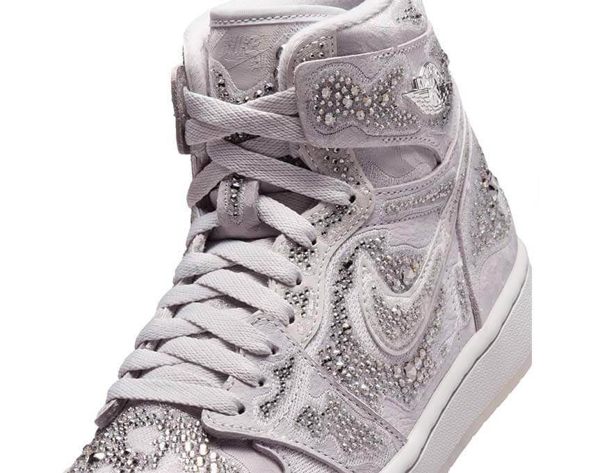 Air Jordan 1 Retro Hi OG W Swarovsky "Vast Grey" - Image 2