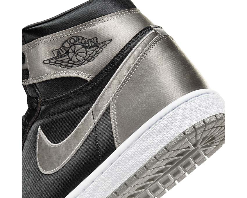 Air Jordan 1 Retro Hi OG Wmns - Image 2