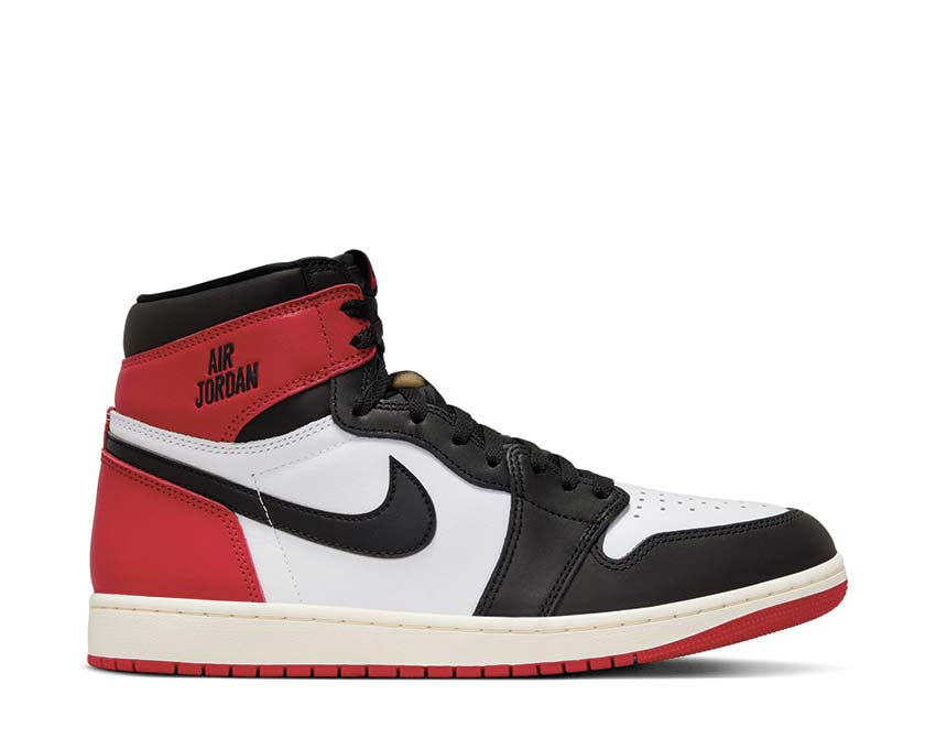 Air Jordan 1 Retro High OG "Black Toe"