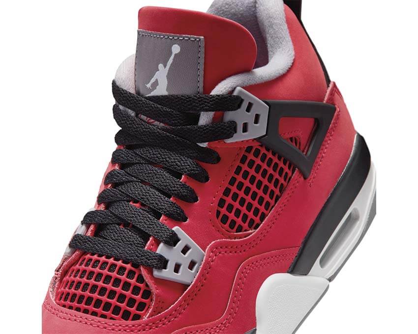 Air Jordan 4 Retro GS "Toro Bravo" - Image 2