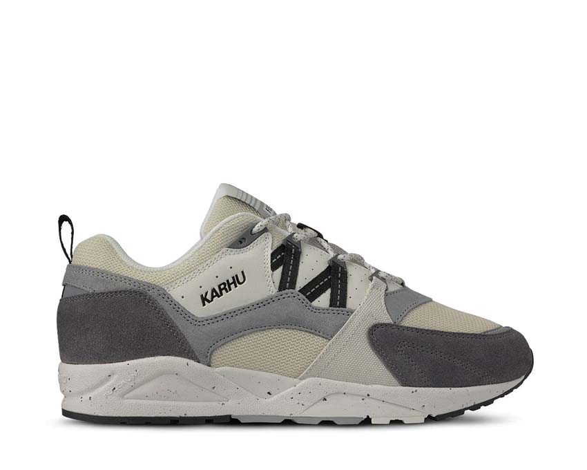 Karhu Fusion 2.0 "Jet Black"