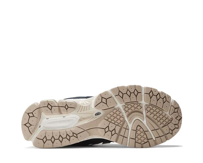 New Balance 1906 - Image 4