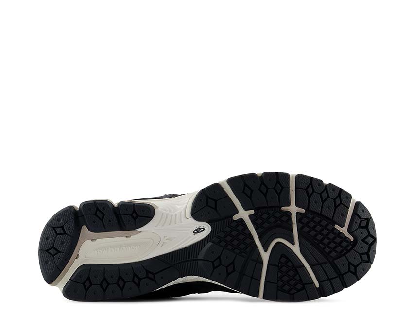New Balance 2002R "Quilted Black" - Image 4