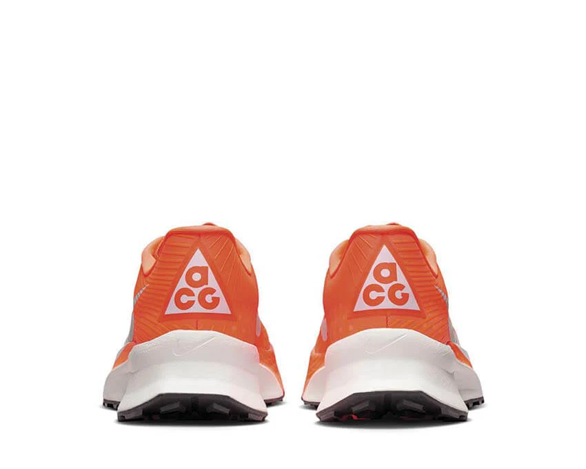 Nike ACG Ultrafly Trail "Hyper Crimson" - Image 4