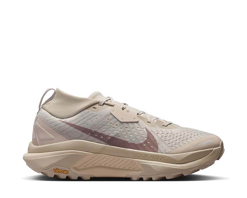 Nike ACG Zegama Trail "Cream II"