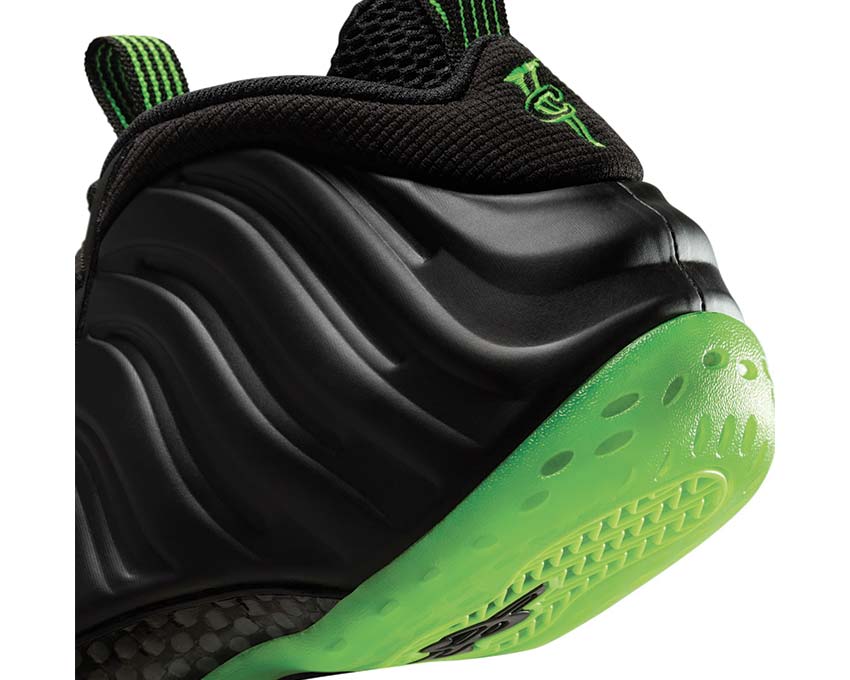 Nike Air Foamposite One "Black Volt" - Image 2