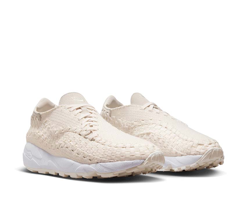 Nike Air Footscape Woven - Image 2