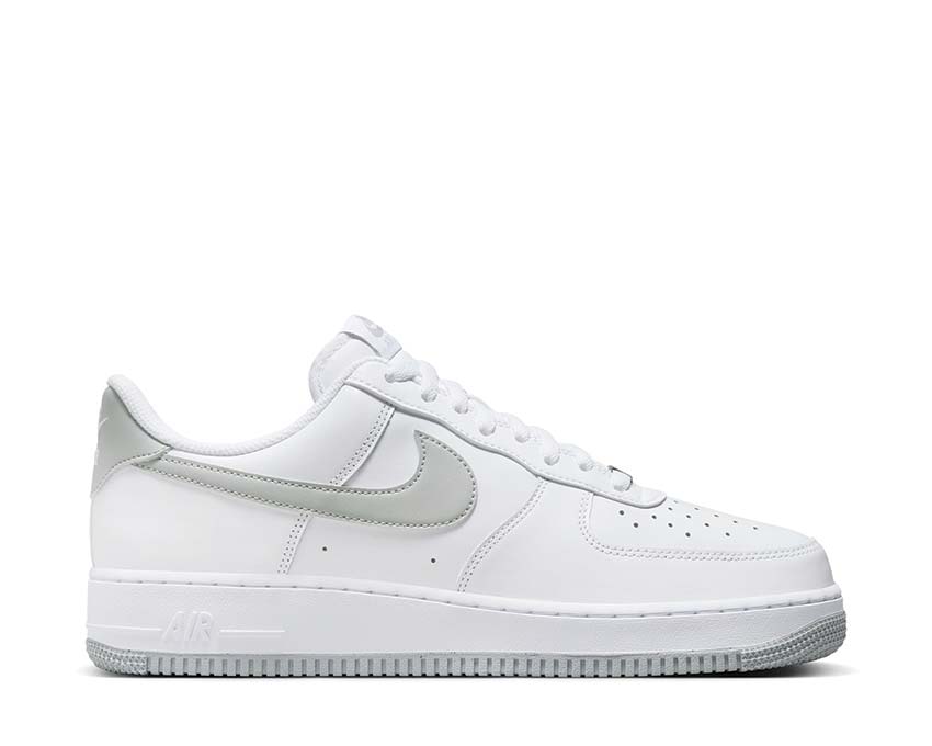 Nike Air Force 1 '07