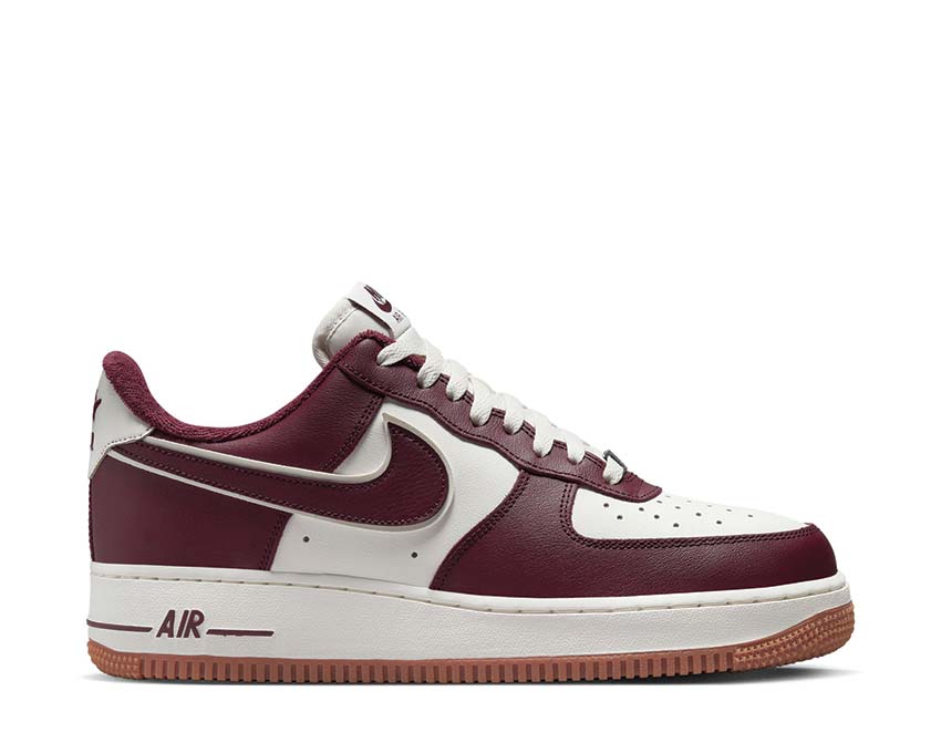 Nike Air Force 1 '07 LV8