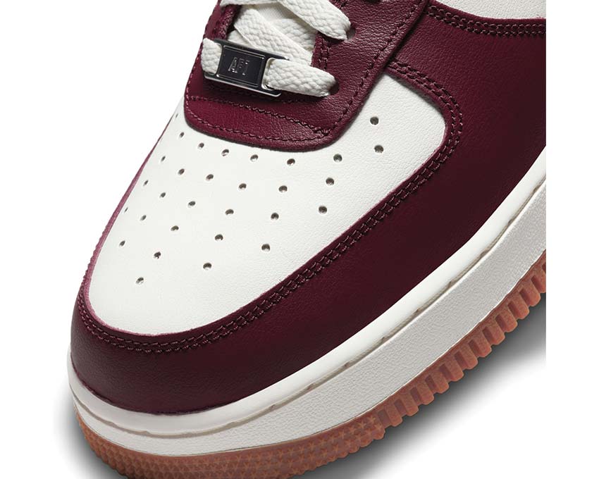 Nike Air Force 1 '07 LV8 - Image 3