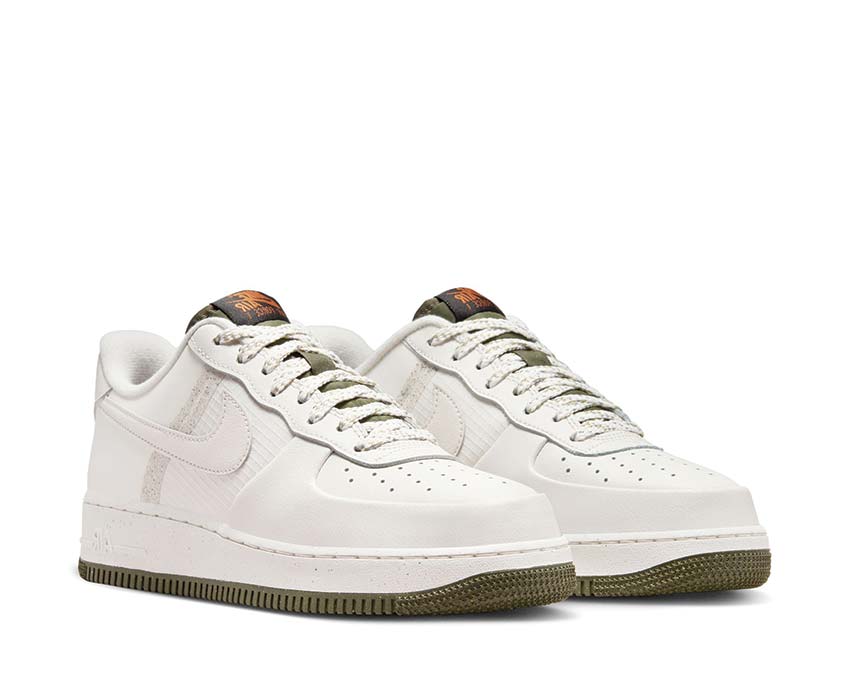 Nike Air Force 1 '07 LV8 - Image 2