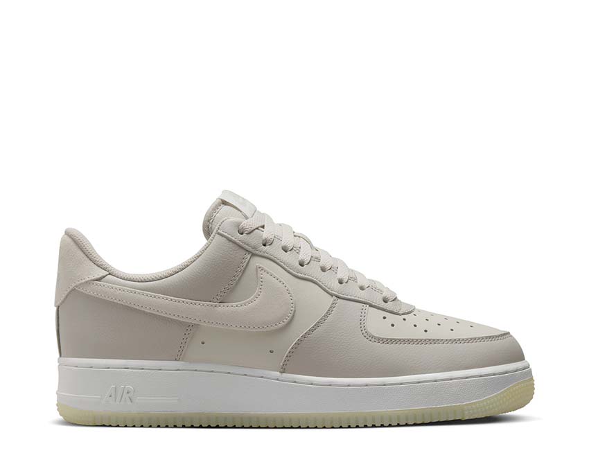 Nike Air Force 1 '07 LV8