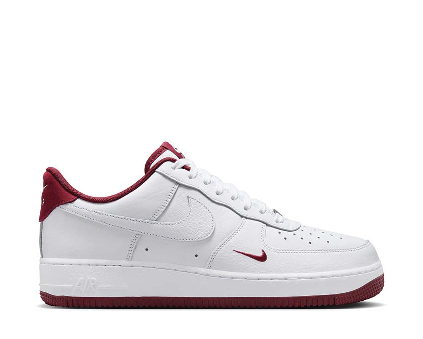 Nike Air Force 1 '07 LV8