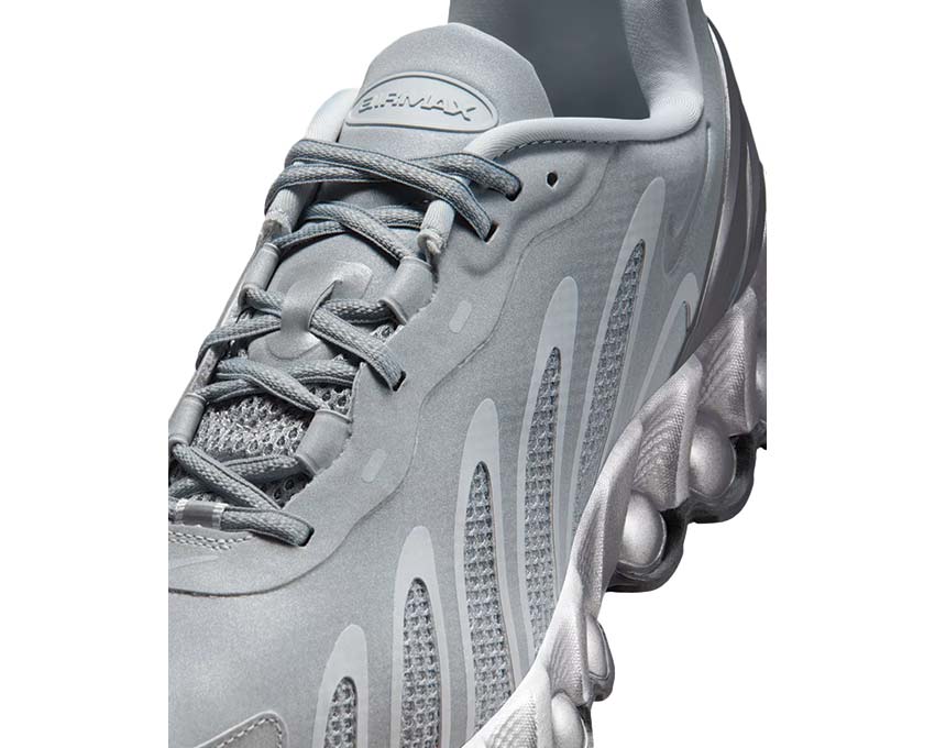 Nike Air Max DN8 "Metallic Silver" - Image 2