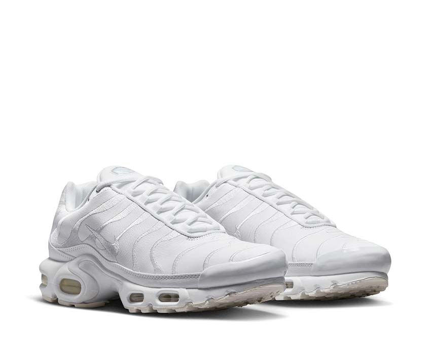 Nike Air Max Plus Leather - Image 2