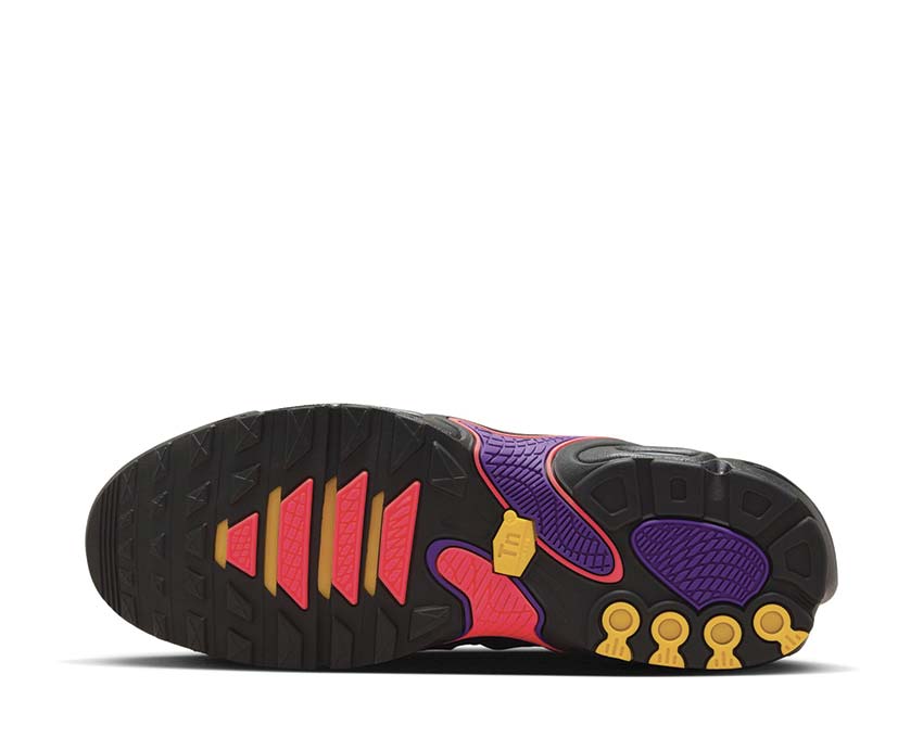 Nike Air Max Plus Drift - Image 5