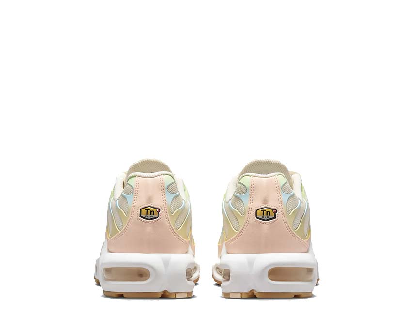 Nike Air Max Plus W "Crimson Tint" - Image 3