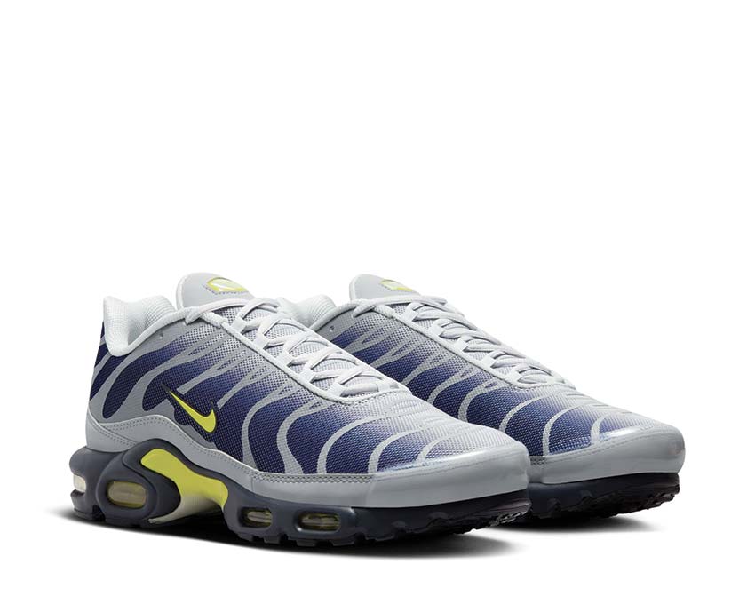 Nike Air Max Plus "Metallic Silver" - Image 2