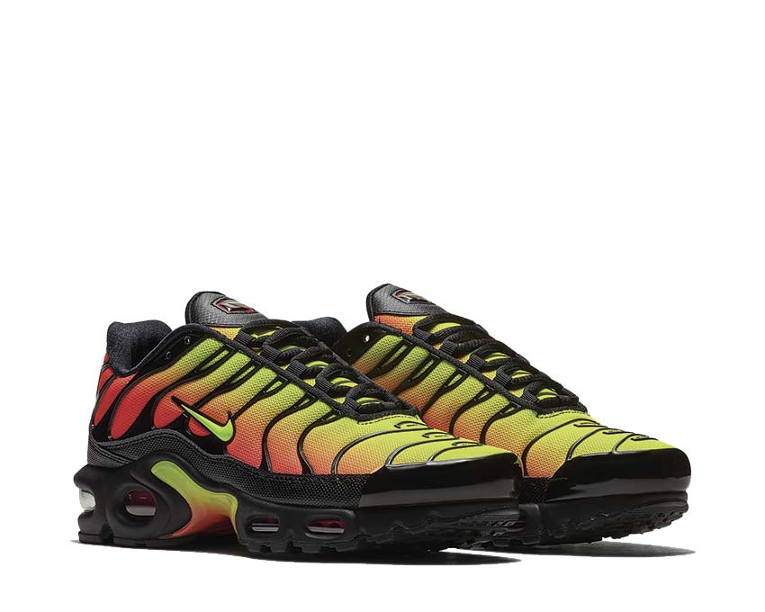 Nike Air Max Plus W "Solar Red" - Image 2