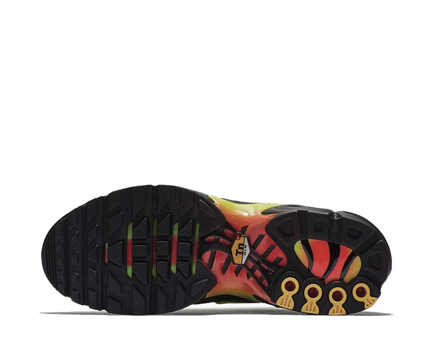 Nike Air Max Plus W "Solar Red" - Image 5