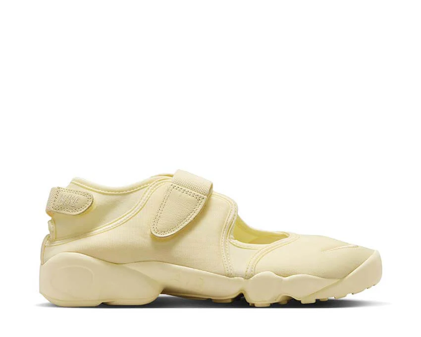 Nike Air Rift "Sunbleach"