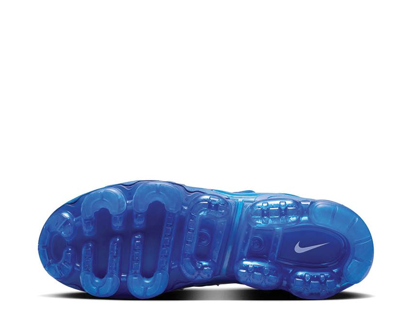 Nike Air Vapormax Plus - Image 5