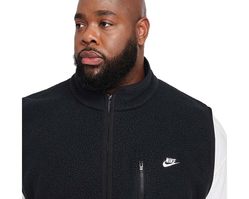 Nike Club Vest - Image 3