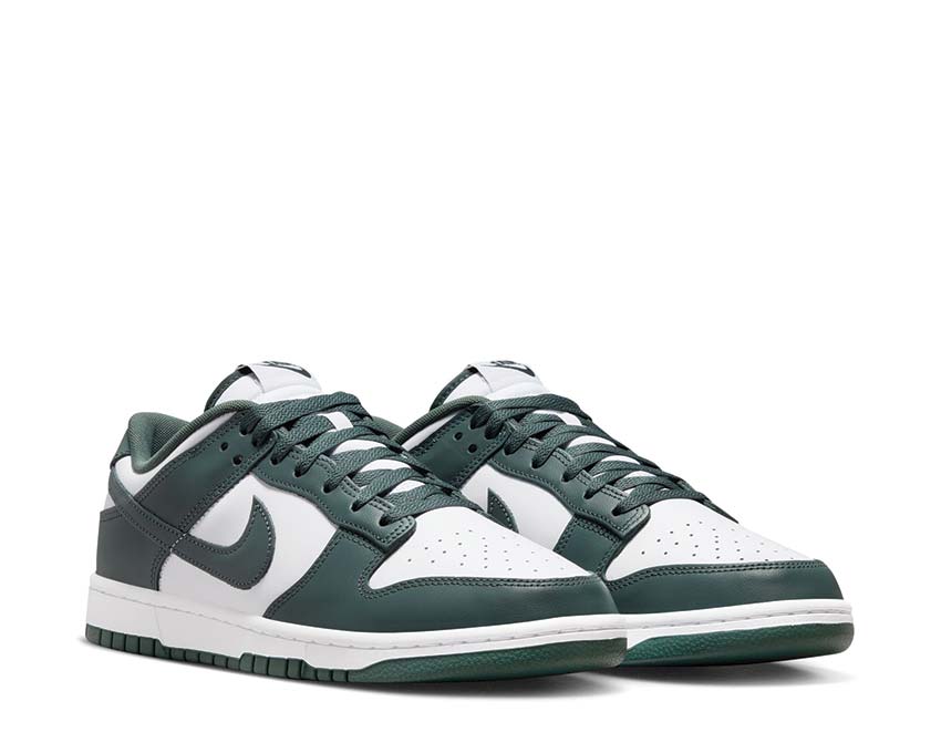 Nike Dunk Low Retro "Vintage Green" - Image 2