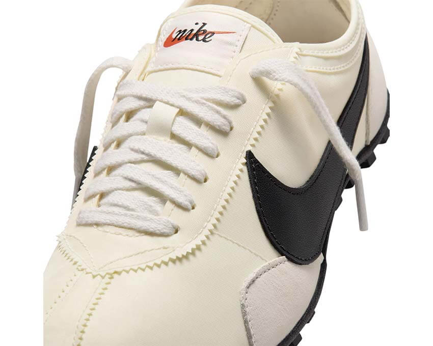 Nike Moon Shoe OG SP W "Soft Pearl" - Image 2