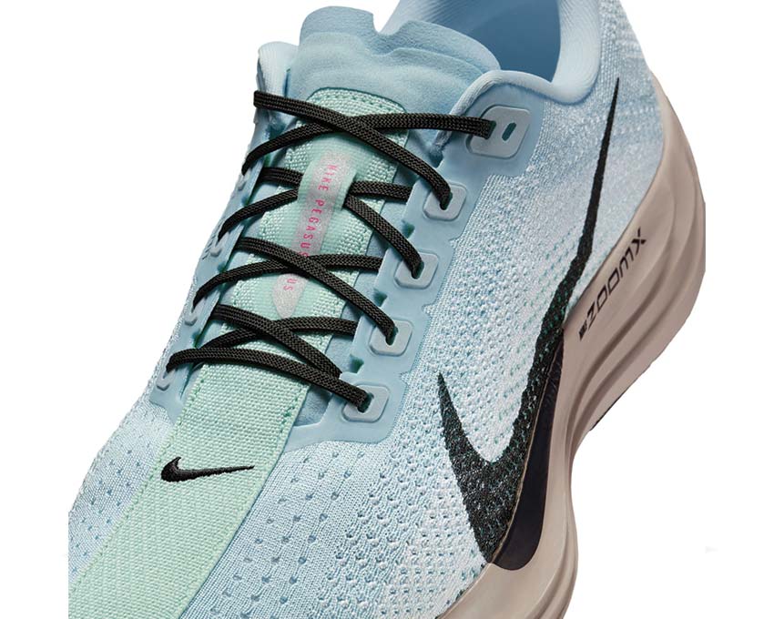 Nike Pegasus Plus - Image 2
