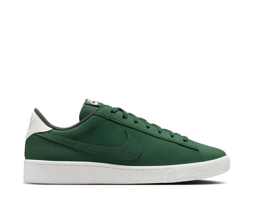 Nike Tennis Classic CS Style "Fir"