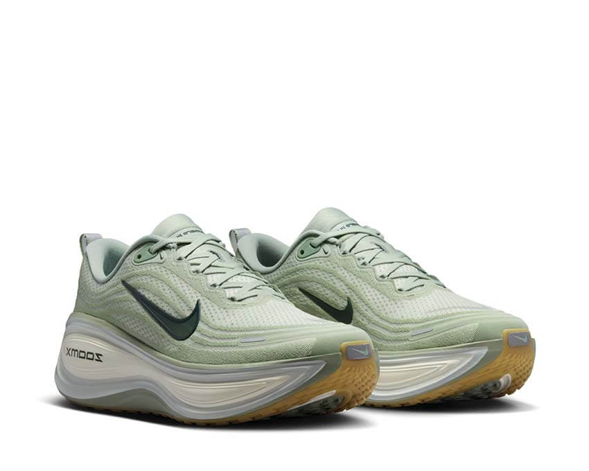 Nike Vomero Plus "Jade Horizon" - Image 3