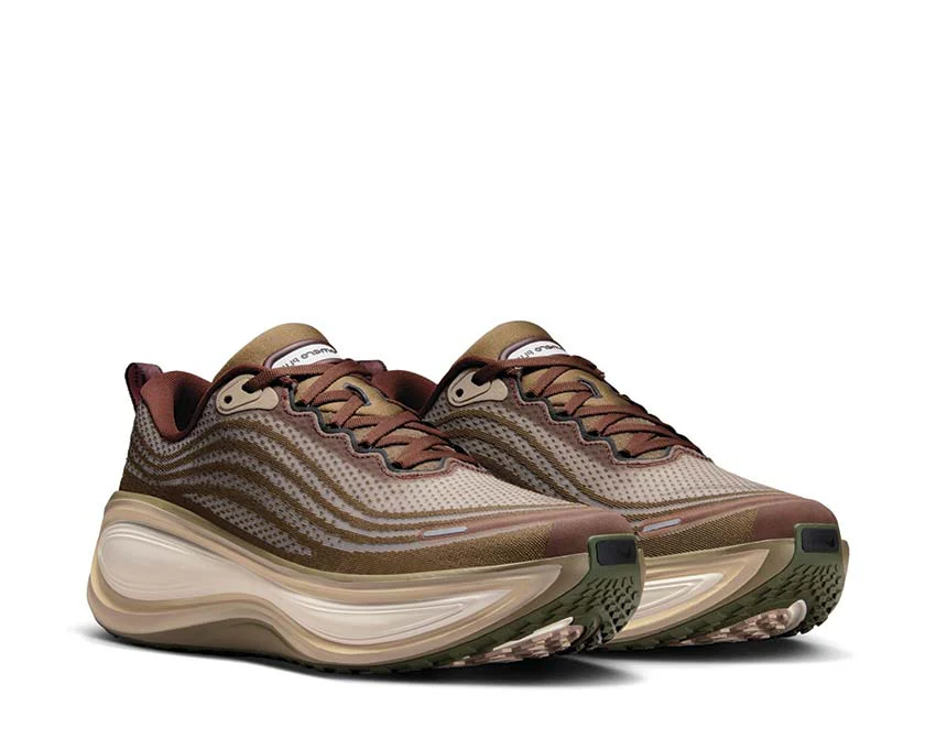 Nike Vomero Plus "Pecan" - Image 3