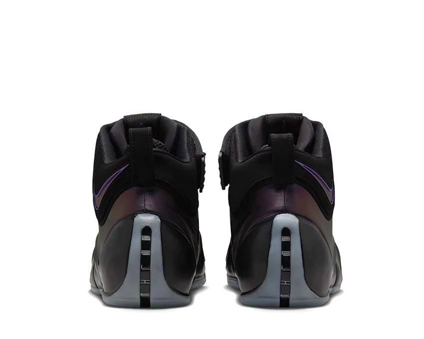 Nike Zoom Lebron IV - Image 4