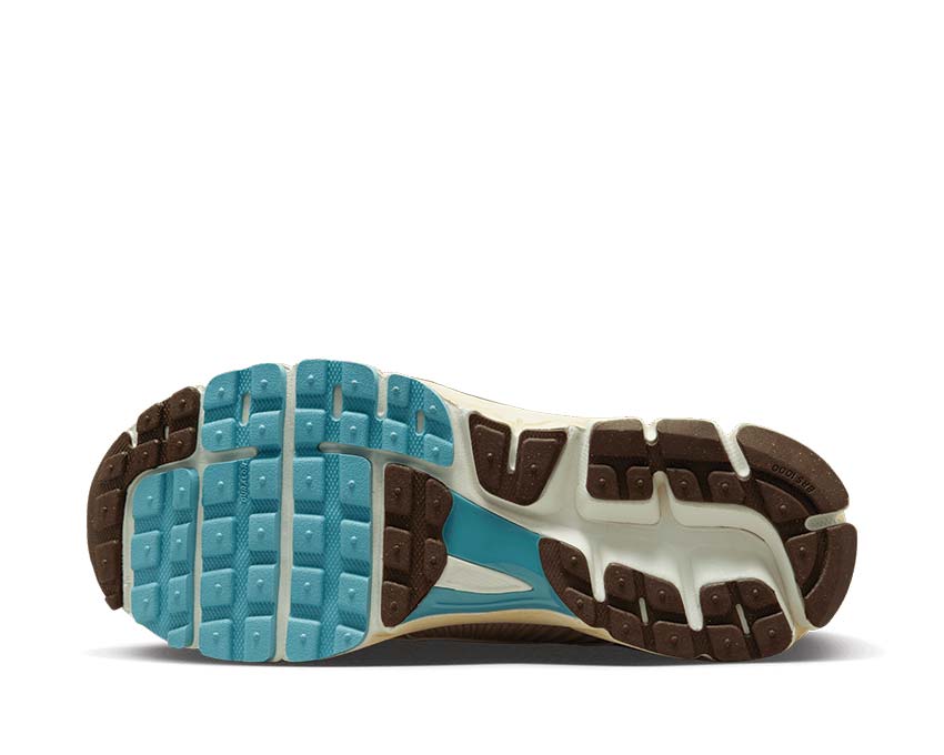 Nike Zoom Vomero 5 - Image 5