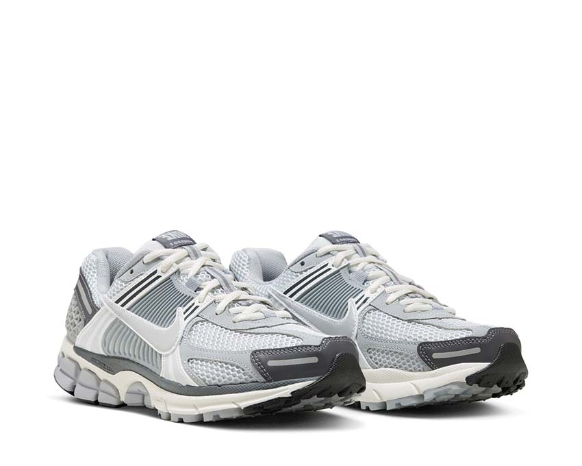 Nike Zoom Vomero 5 W - Image 2