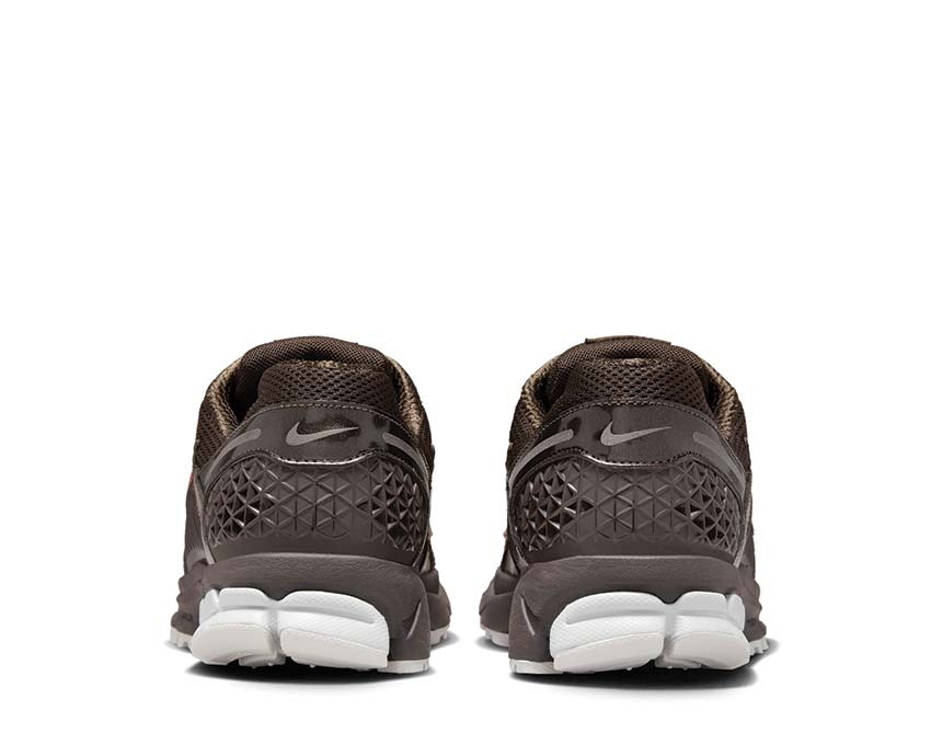 Nike Zoom Vomero 5 - Image 3