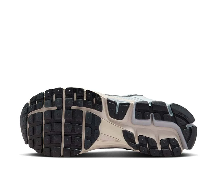 Nike Zoom Vomero 5 W - Image 5