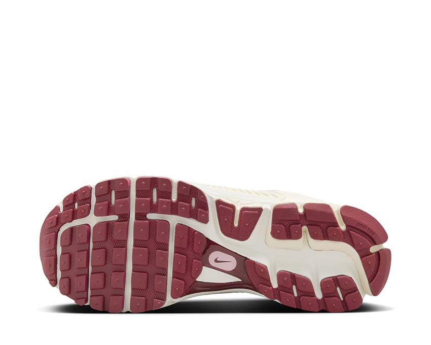 Nike Zoom Vomero 5 - Image 3