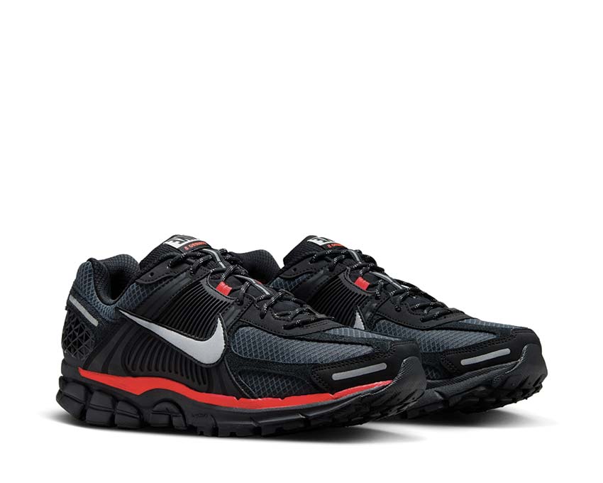 Nike Zoom Vomero 5 "Bred" - Image 3