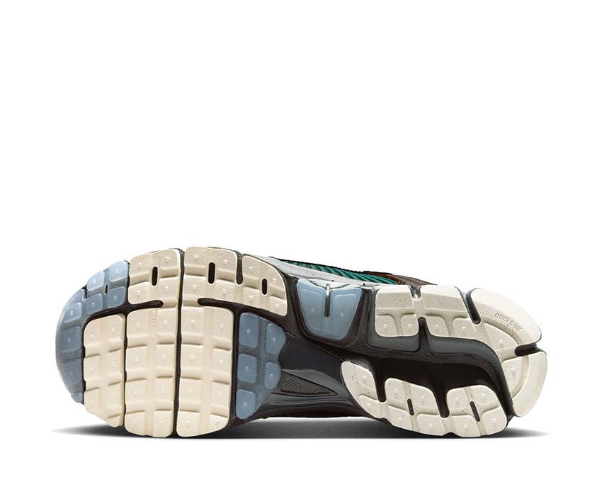 Nike Zoom Vomero 5 Prm - Image 5
