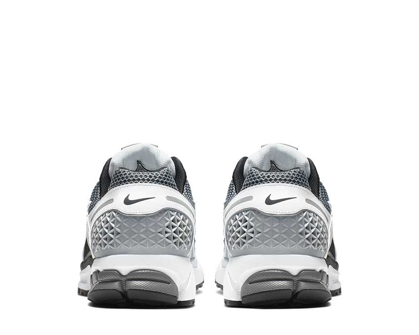 Nike Zoom Vomero 5 SE SP Dark Grey - Image 3