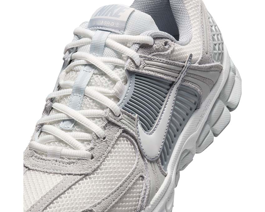 Nike Zoom Vomero 5 W "Pure Platinum" - Image 2