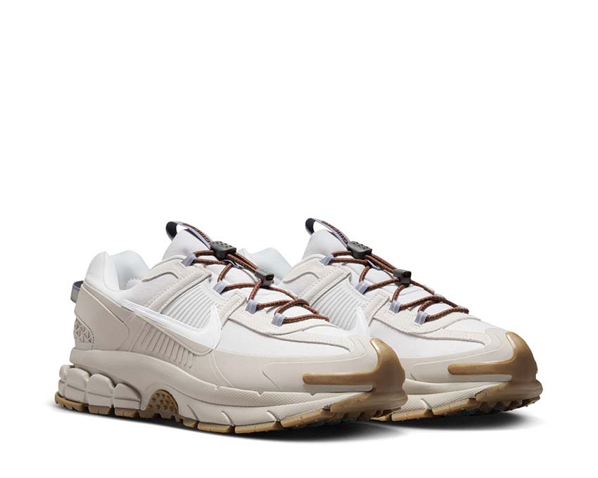 Nike Zoom Vomero Roam "Gum Dark Brown" - Image 3