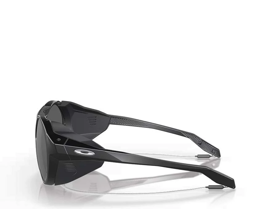 Oakley Clifden - Image 3