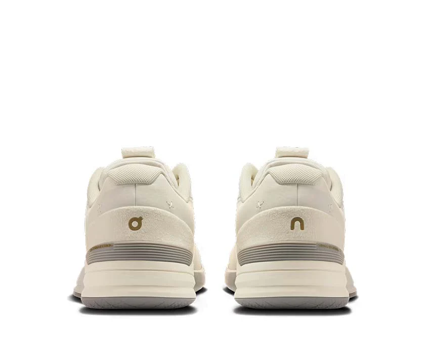 On The Roger Pro Ace "Ivory Fog" - Image 3