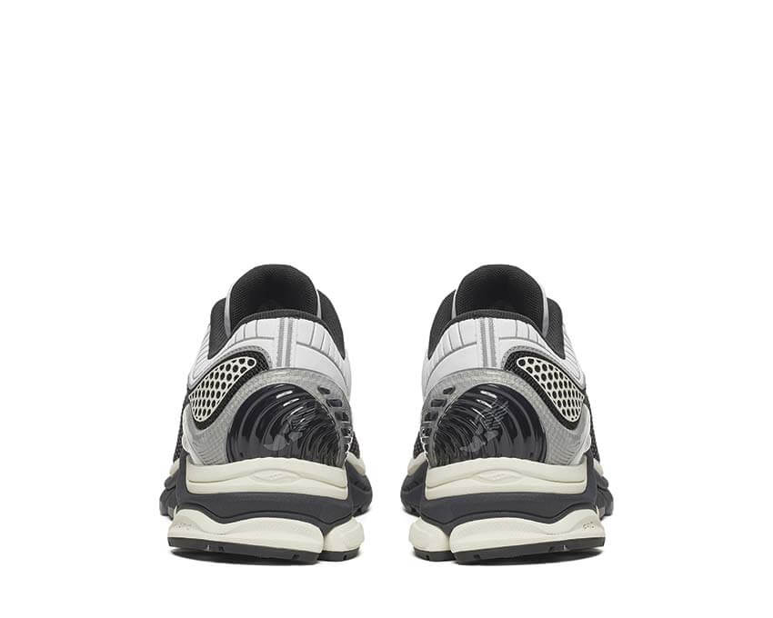 Saucony Progrid Paramount "Black" - Image 3